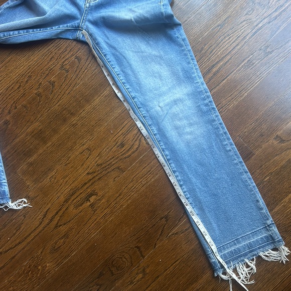 Anthropologie Pilcro and the Letterpress High-Rise Flare jeans - Picture 9 of 10
